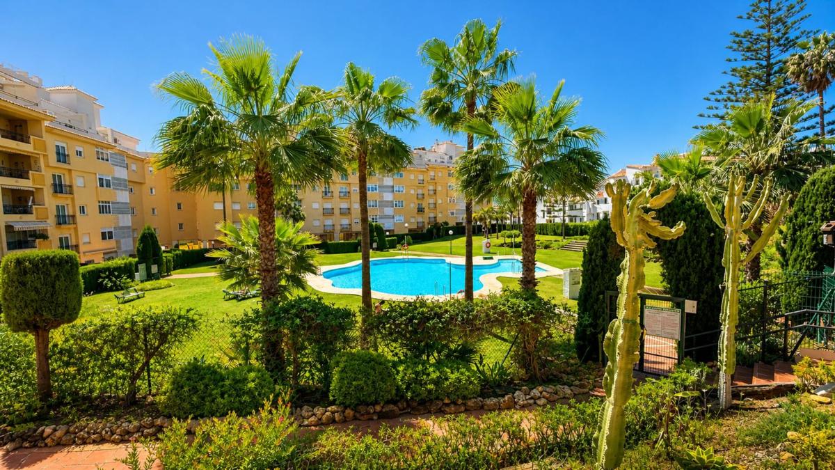 Venta de piso en Piso en Calle Pasionaria, La Cala de Mijas, Mijas, Mijas
 photo 2