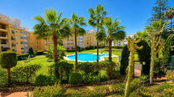 Venta de piso en Piso en Calle Pasionaria, La Cala de Mijas, Mijas, Mijas
thumbnail 1