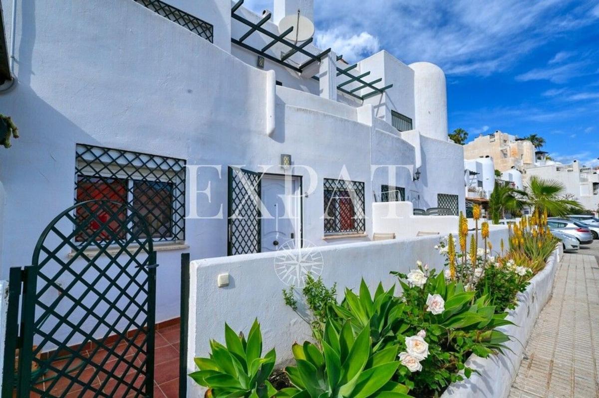 Продажа таунхауса в Chalet adosado en Benajarafe, Vélez-Malaga , Велес-Малага photo 4