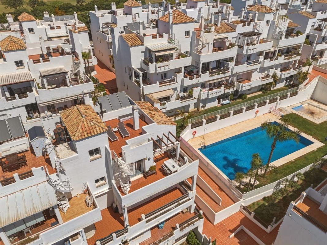 Duplex sale in Dúplex en Calle Villa Borghese, Valle Romano Golf, Estepona, Estepona photo 3