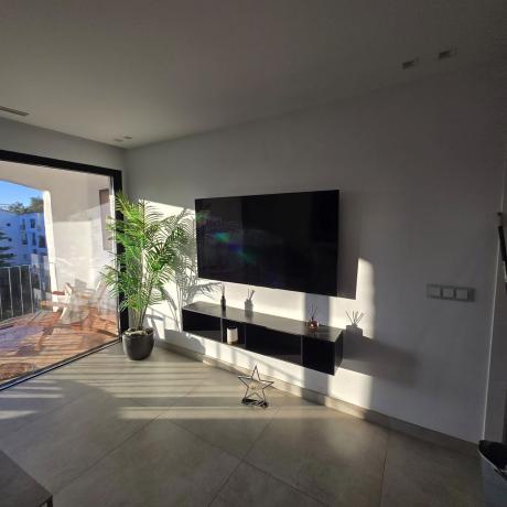 Sale of flat in Piso en Puerto Banus, Puerto Banús, Marbella, Marbella
thumbnail 2