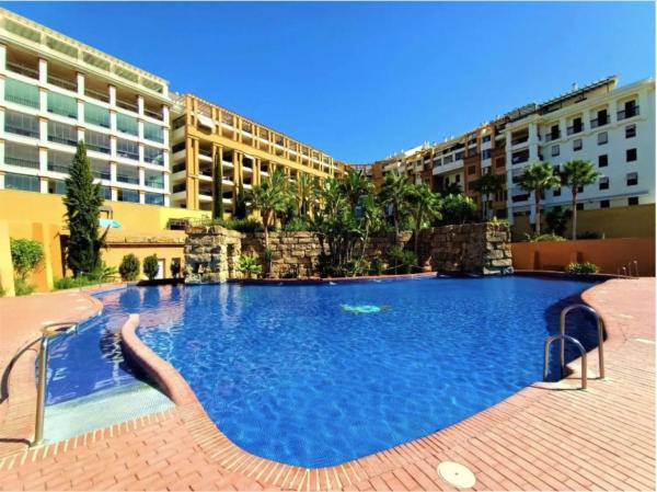 Продажа квартиры на Piso en Urbanizacion Linda Vista Norte, San Pedro Pueblo, Marbella, Марбелла
thumbnail 1