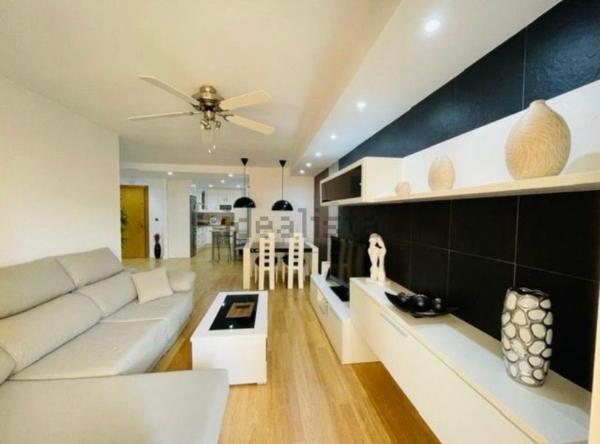 Venta de piso en Piso en Avenida Jane Bowles, 3 sn, Ciudad Jardín, Málaga, Málaga
 photo 1