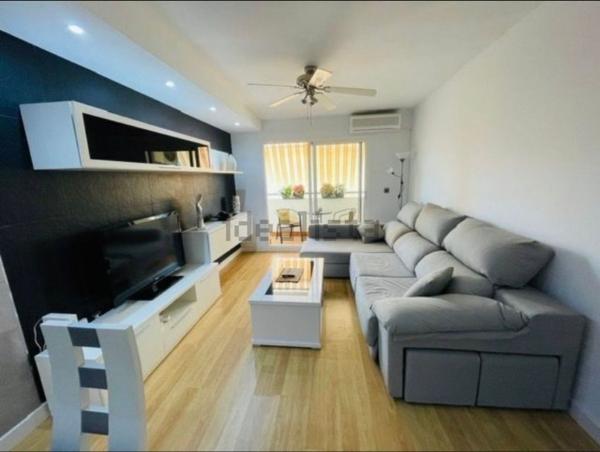 Venta de piso en Piso en Avenida Jane Bowles, 3 sn, Ciudad Jardín, Málaga, Málaga
 photo 2