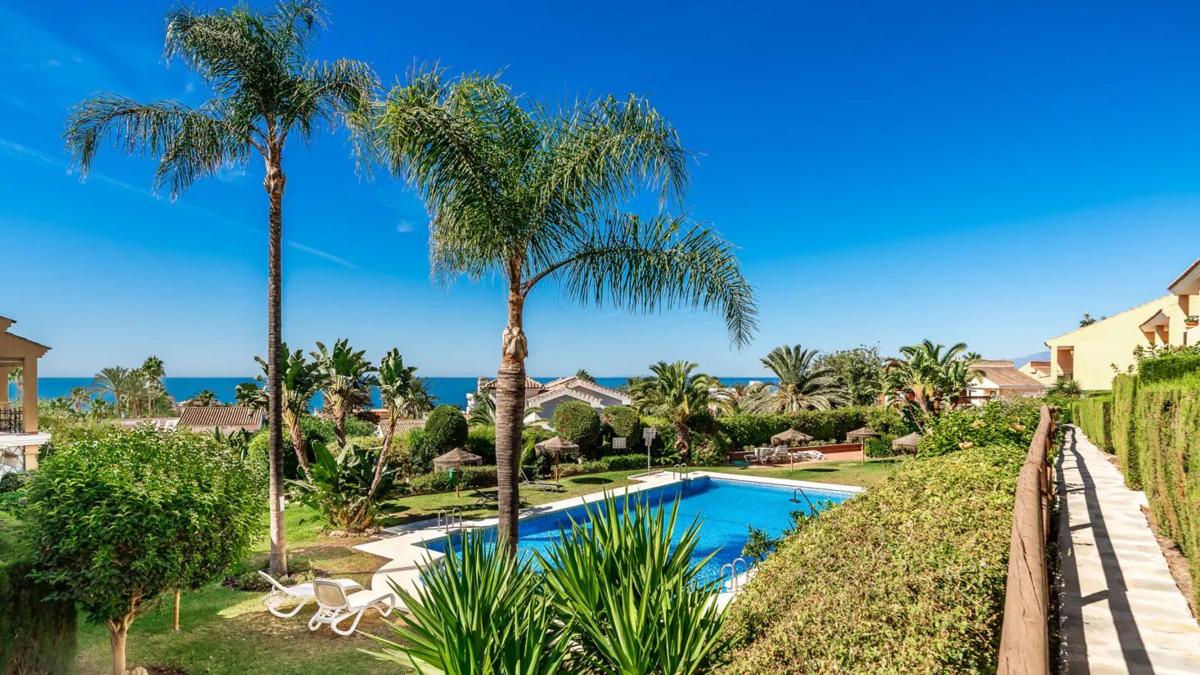 Продажа дуплекса на Dúplex en Frankfurt-costabella, Costabella, Marbella, Марбелла photo 2
