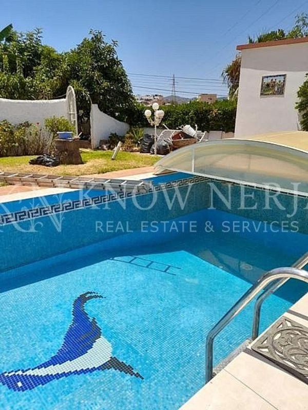 Sprzedaż niezależnego domku jednorodzinnego w Casa o chalet en Capistrano, Nerja, Nerja photo 2