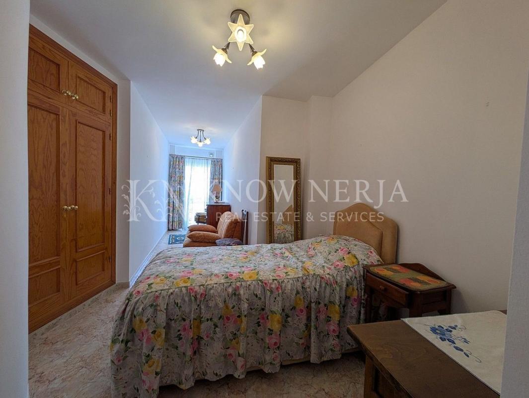 Duplex sale in Dúplex en Avda Pescia - Ctra de Frigiliana, Nerja, Nerja photo 5