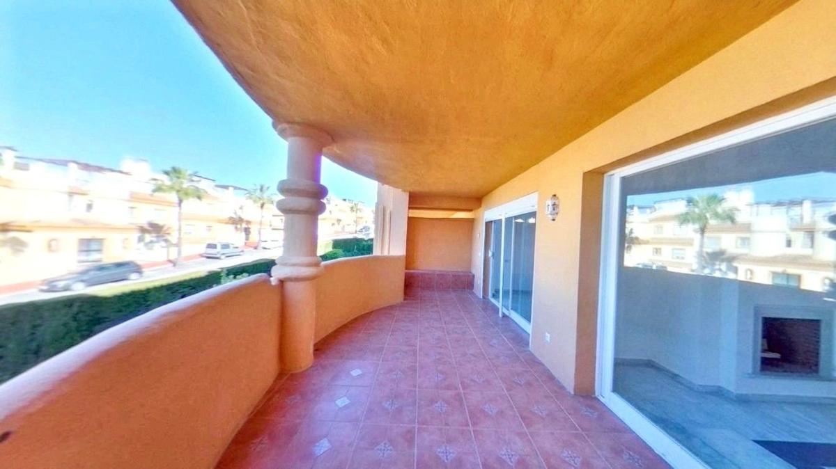 Sale of apartment in Piso en Sitio de Calahonda, Mijas, Mijas
 photo 2