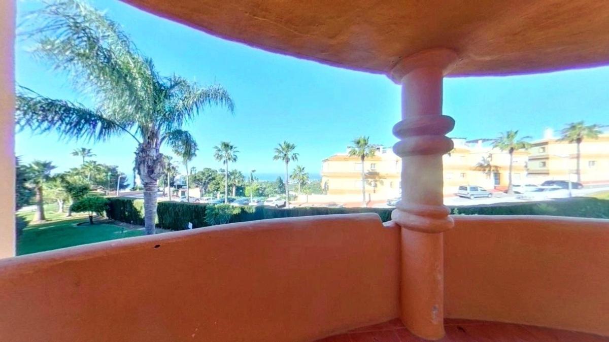 Sale of apartment in Piso en Sitio de Calahonda, Mijas, Mijas
 photo 5
