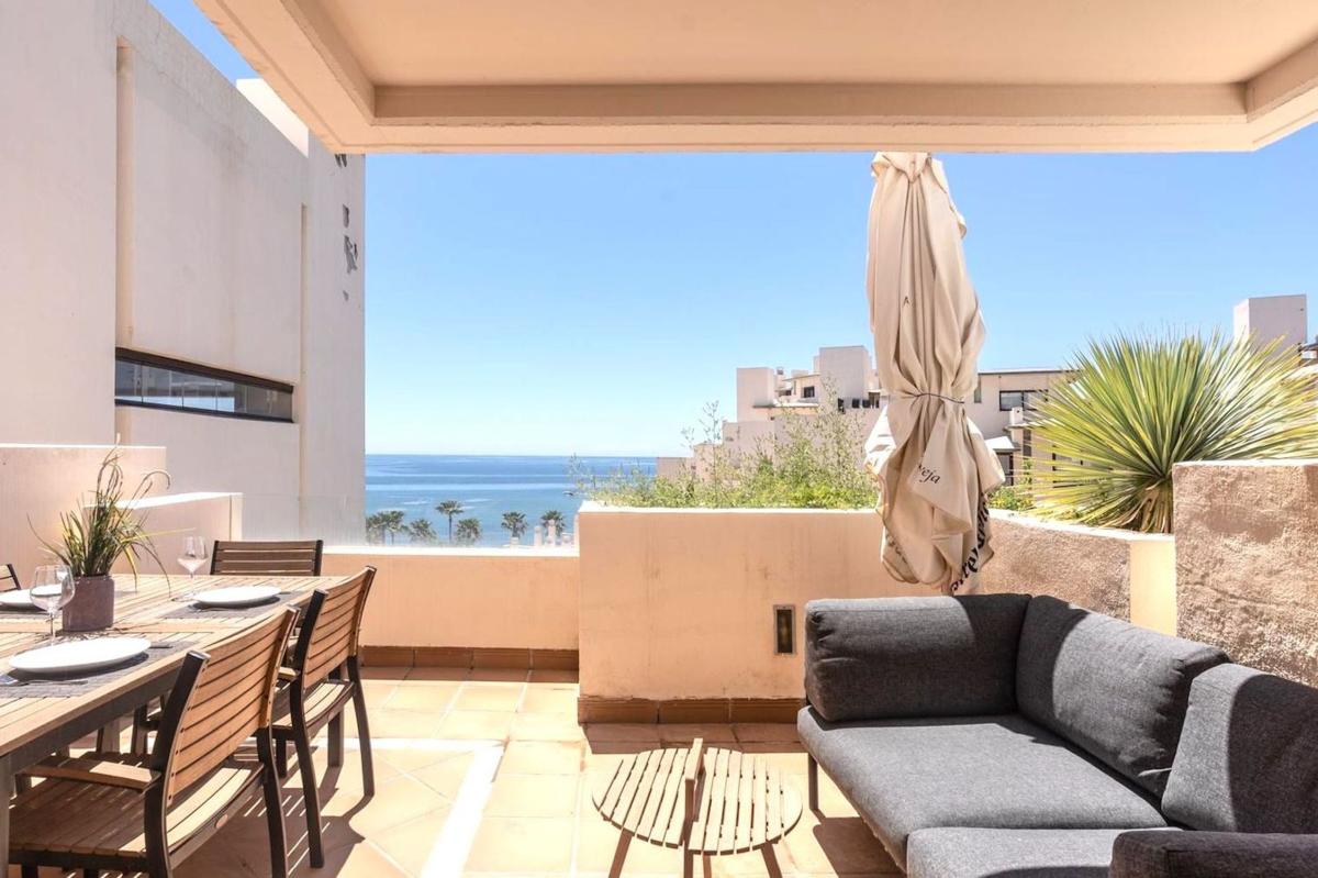 Продажа дуплекса на Dúplex en Los Pinillos II, Kempinski, Estepona, Эстепона photo 3