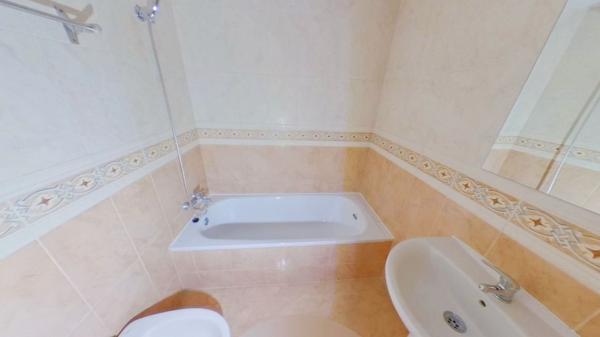 Venta de piso en Piso en Sierra de Estepona-Avda de Andalucia, Estepona, Estepona
 photo 1