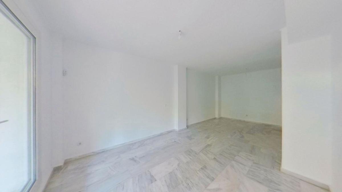 Продажа квартиры на Piso en Rodeo Alto-Guadaiza-La Campana, Marbella, Марбелла
photo 3