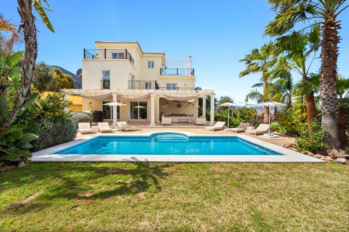 Properties for sale and rent in Spain photo 1