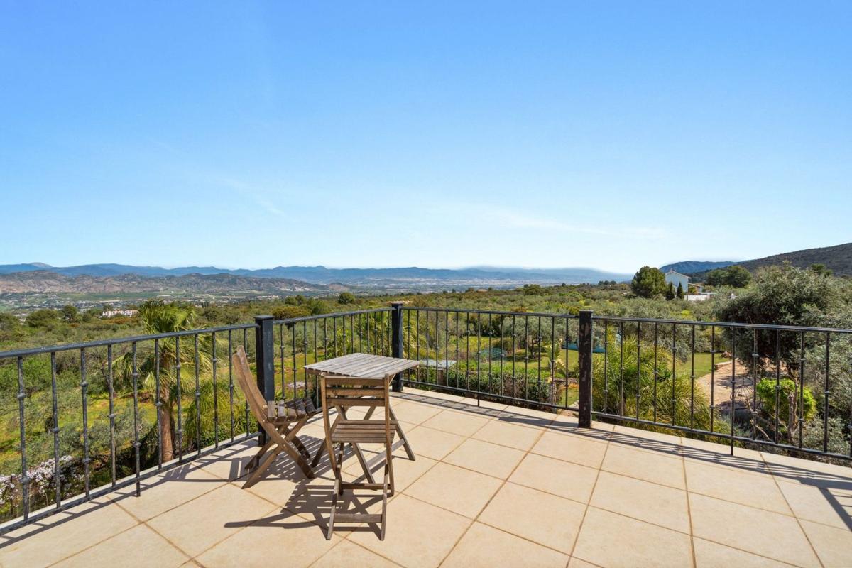 Properties for sale and rent in Spain photo 4