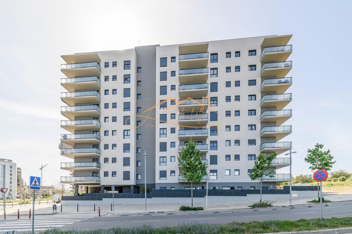 New construction en el nuevo barrio de Llevant in Viladecans photo 3