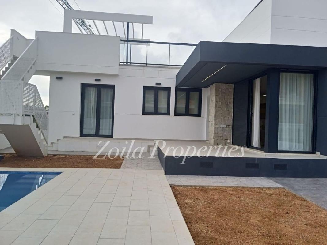 Venta de chalet adosado en  Casa o chalet independiente en Calle 52, 2, Els Poblets , Els Poblets photo 5