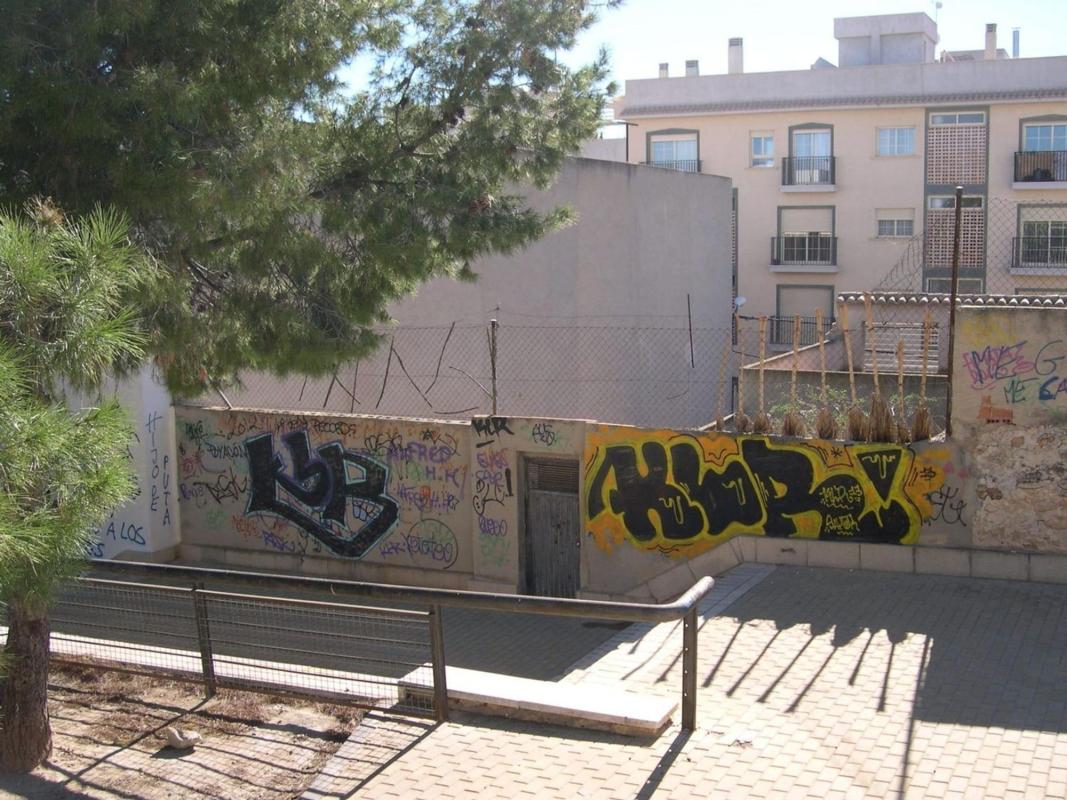 Terreno en venta en Alicante / Alacant, Alicante photo 2