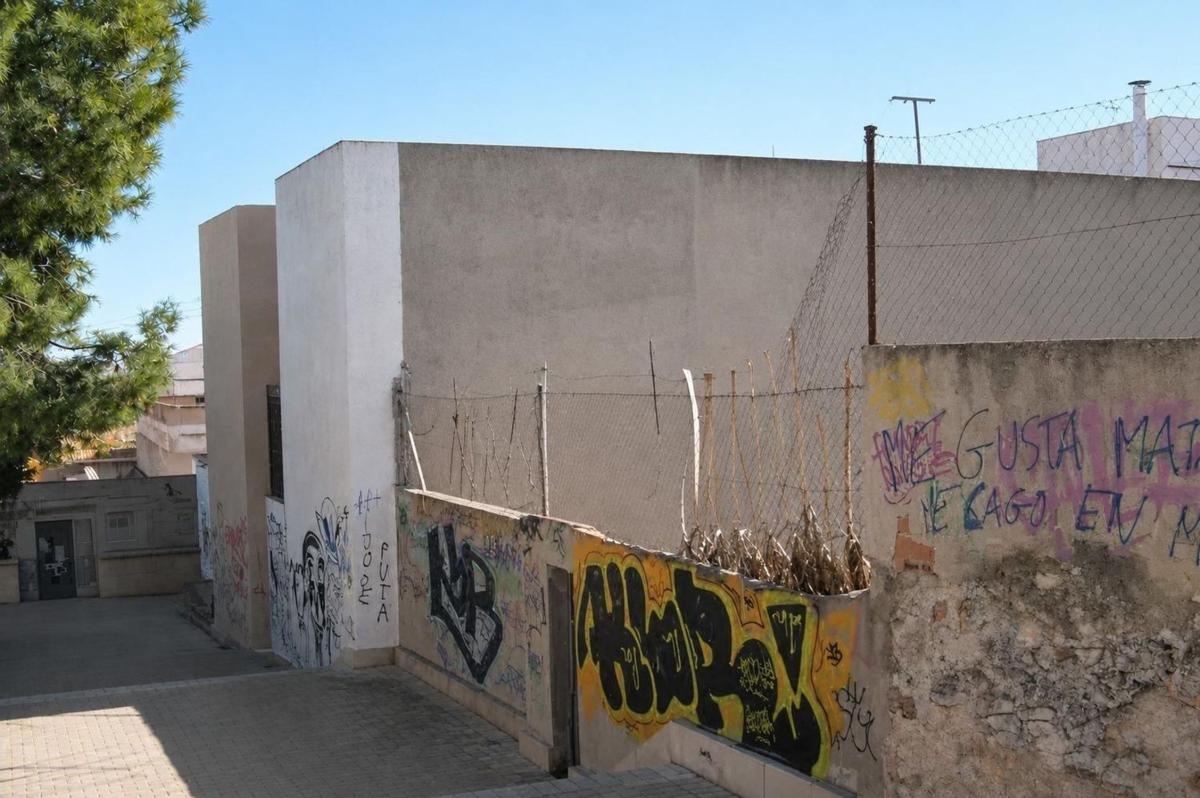 Terreno en venta en Alicante / Alacant, Alicante photo 3