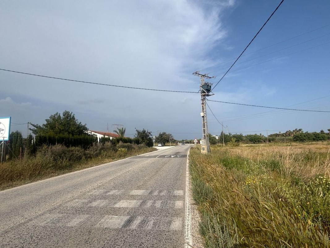 Terreno en venta en Elche / Elx, Alicante photo 3
