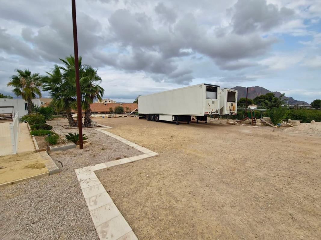 Terreno en venta en Orihuela, Alicante photo 2