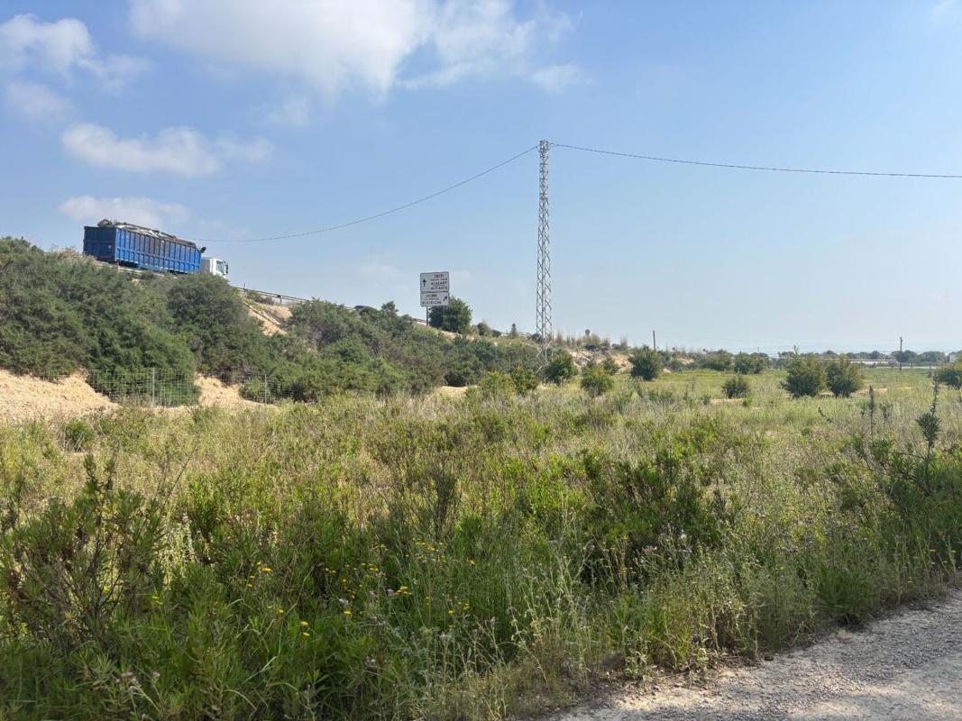 Terreno en venta en Elche / Elx, Alicante photo 4