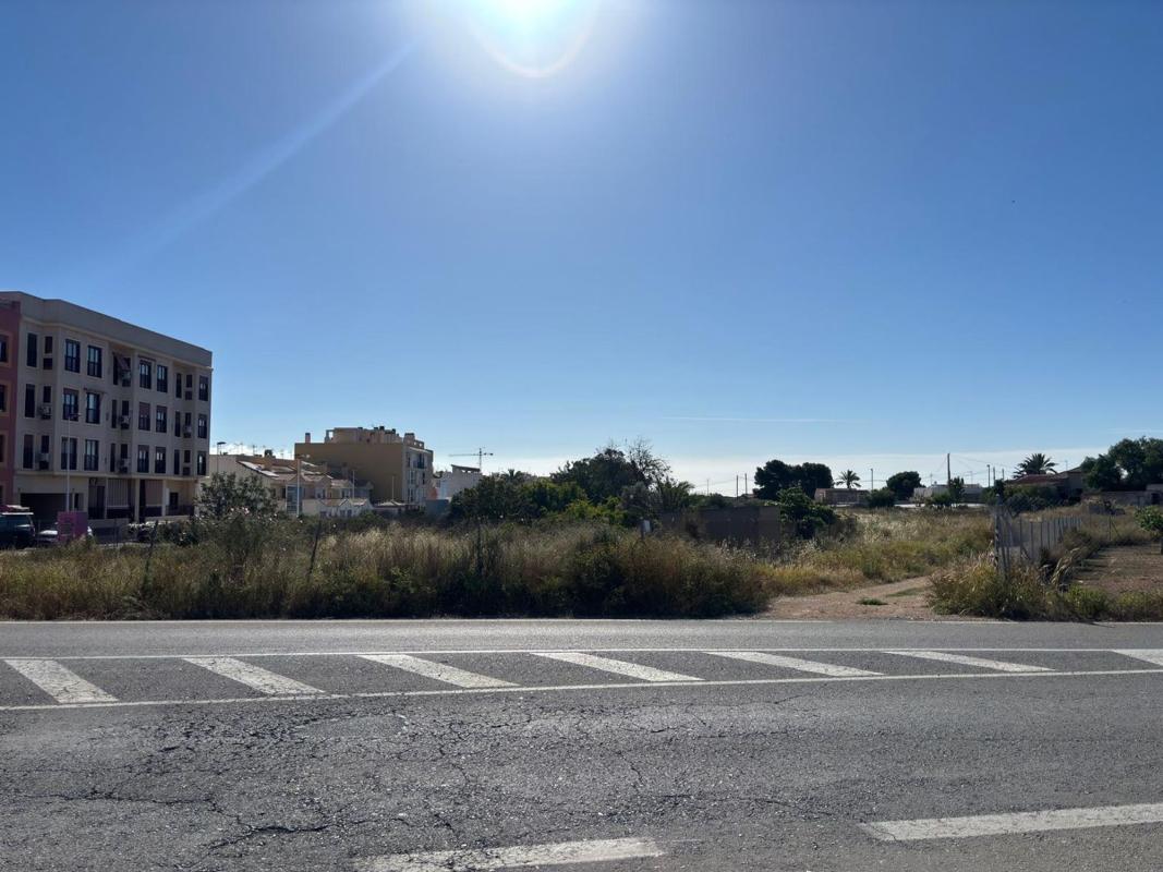 Terreno en venta en Elche / Elx, Alicante photo 4