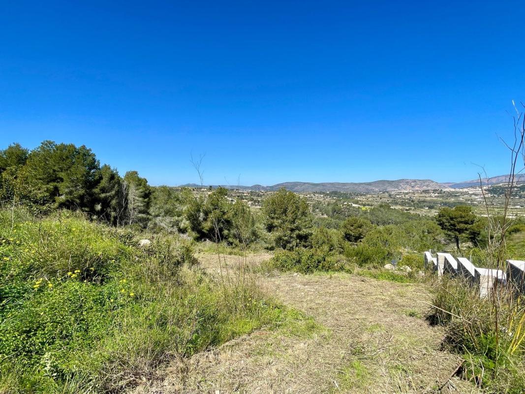 Działka na sprzedaż w Moraira, Alicante photo 1