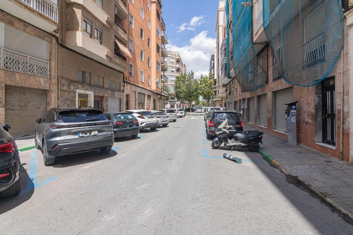 Terreno en venta en Elche / Elx, Alicante photo 3
