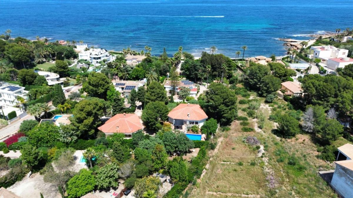 Terreno en venta en Denia, Alicante photo 3