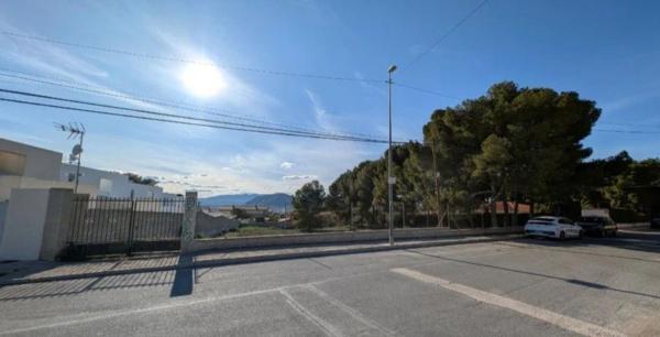 Terreno en Avenida els Xaparrals, Petrer thumbnail 1