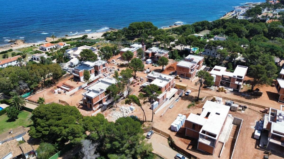 Terreno en venta en Denia, Alicante photo 4