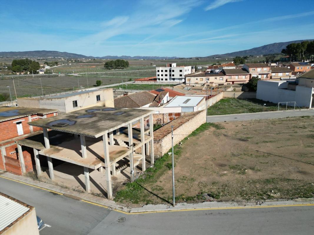 Terreno en venta en Pinoso, Alicante photo 2