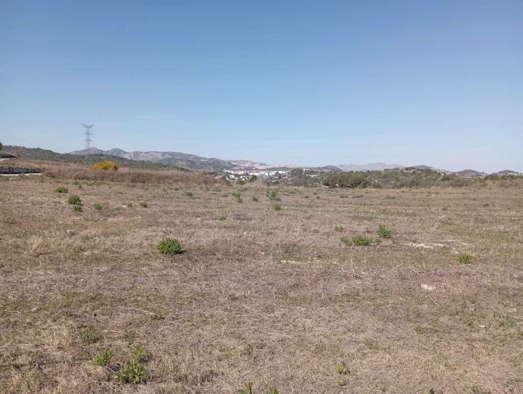 Terreno en venta en Gata de Gorgos, Alicante photo 4