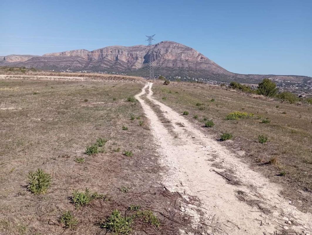 Terreno en venta en Gata de Gorgos, Alicante photo 5