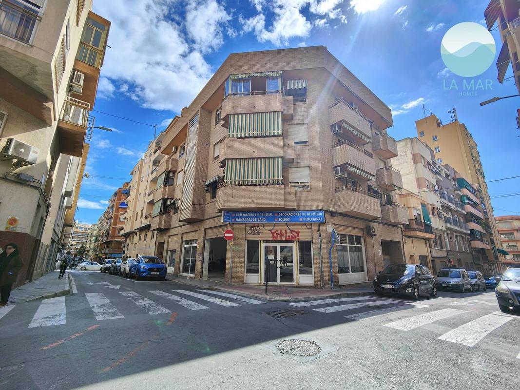 Properties for sale and rent in Spain photo 3