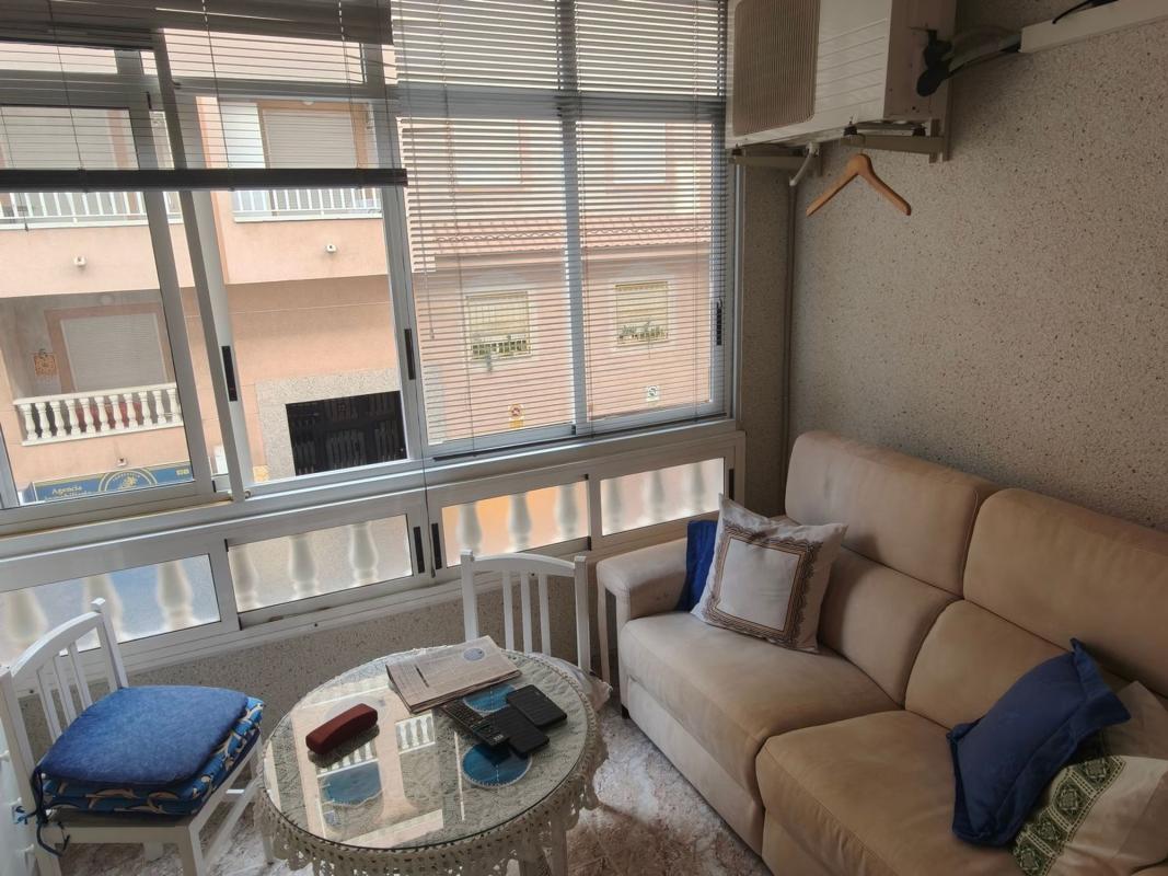 Venta de piso en Piso en Felix Rodriguez De La Fue, Avenida Habaneras - Curva de Palangre, Torrevieja, Torrevieja
photo 3