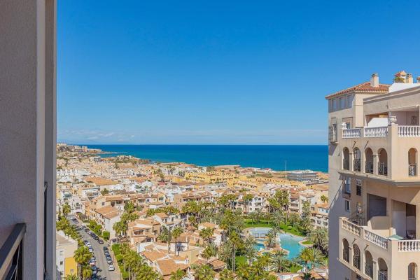 Продажа квартиры на Piso en Avenida Roentgen, 5, Playa de los Locos, Torrevieja, Торревьеха
 photo 2