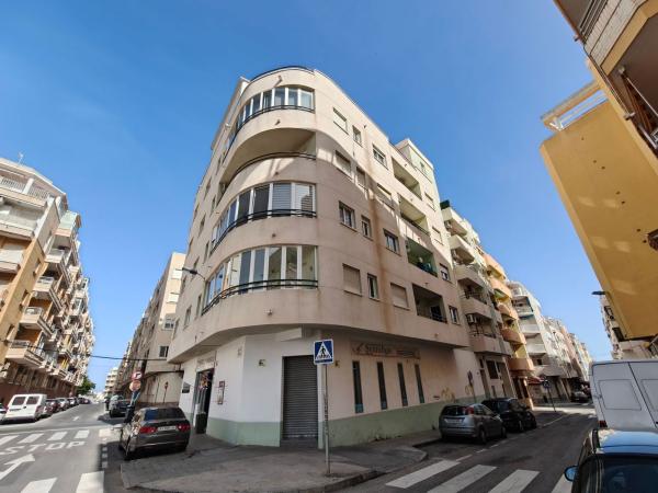 Продажа квартиры на Piso en Fuensanta, Antonio Machado, Torrevieja, Торревьеха
 photo 1