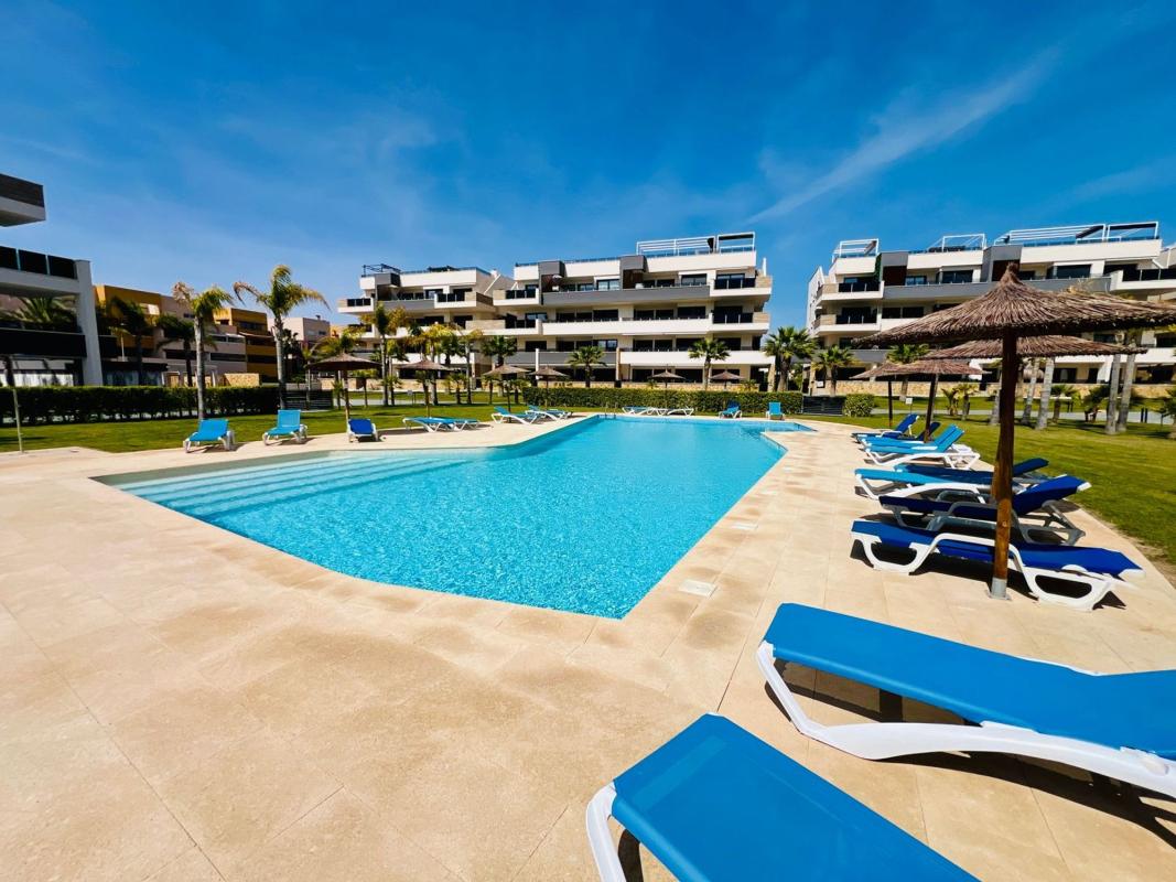 Sale of apartment in Piso en Santa Rita, Playa Flamenca, Orihuela, Orihuela
 photo 3