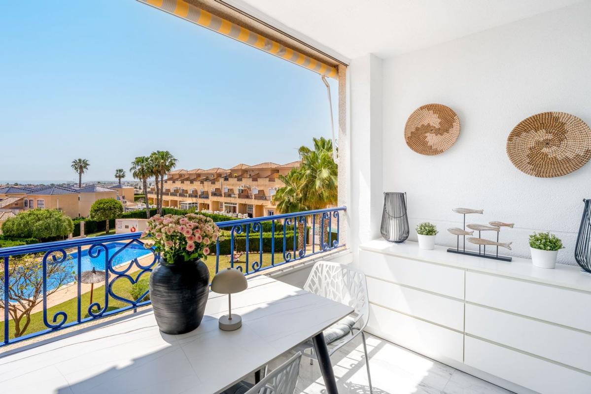 Penthouse sale in Ático en Calle Rosa, 4, Los Balcones y los Altos, Orihuela, Orihuela photo 1