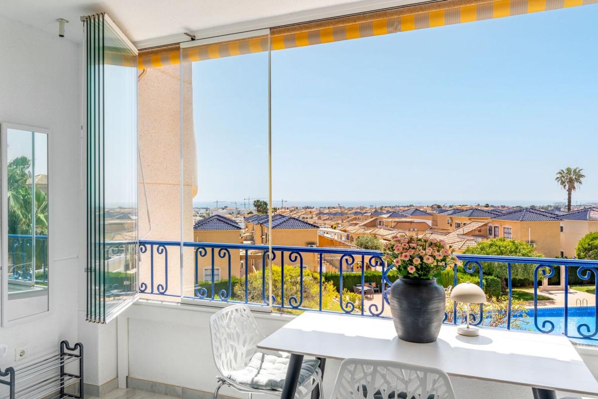 Penthouse sale in Ático en Calle Rosa, 4, Los Balcones y los Altos, Orihuela, Orihuela photo 3