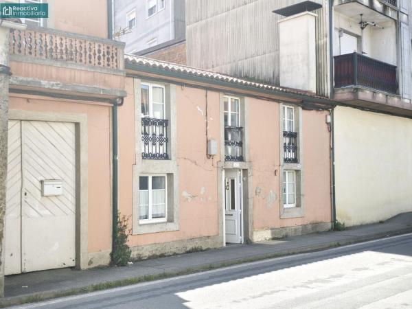 Chalet adosado en Calle de Ramón Franco, Arzua photo 3