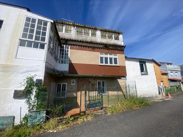 Chalet adosado en Boiro photo 1
