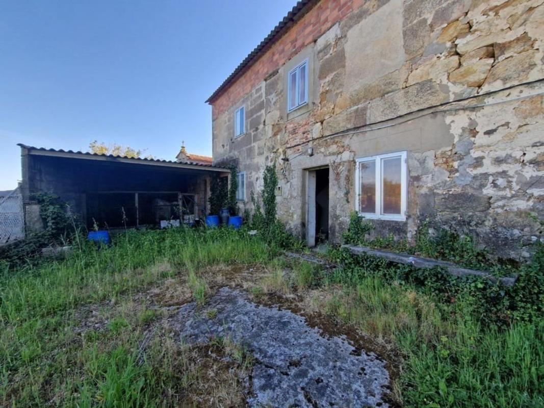 Properties for sale and rent in Spain photo 2