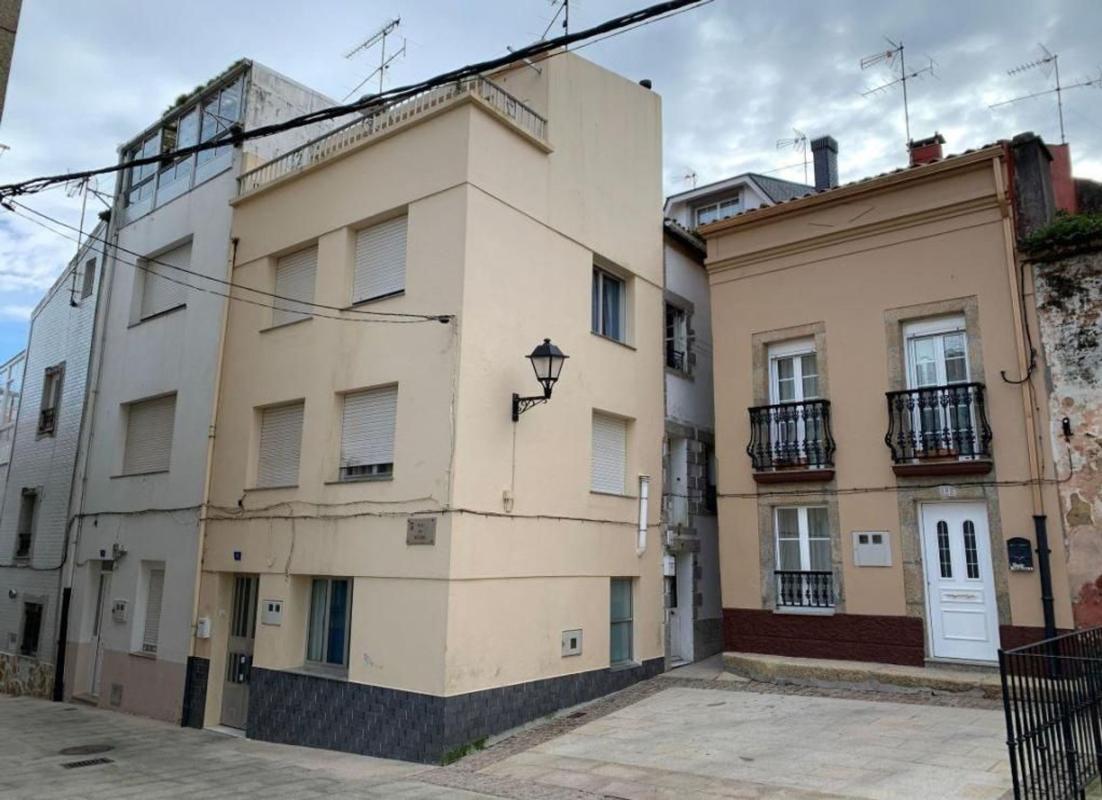 Propiedades en venta y alquiler en España photo 1