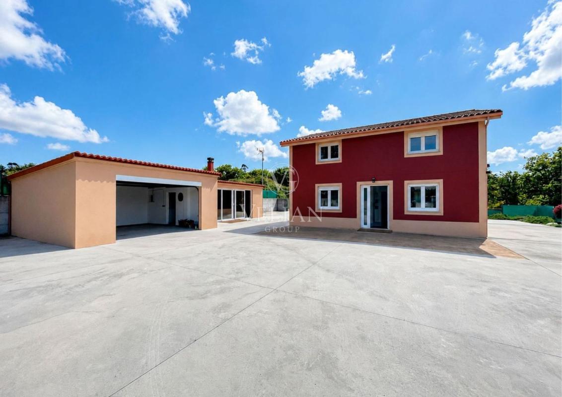 Properties for sale and rent in Spain photo 2