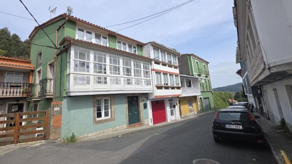 Chalet adosado en Calle Souto da Vila, Pontedeume thumbnail 1