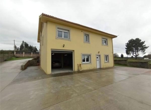 Casa o chalet independiente en Avenida de Castela, Betanzos thumbnail 1