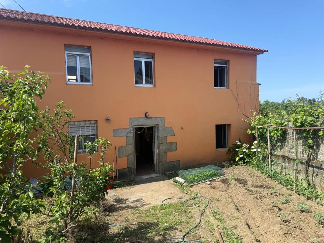 Propiedades en venta y alquiler en España photo 1