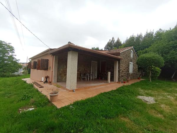 Casa o chalet independiente en Castiñeiras, Oza-Cesuras photo 1
